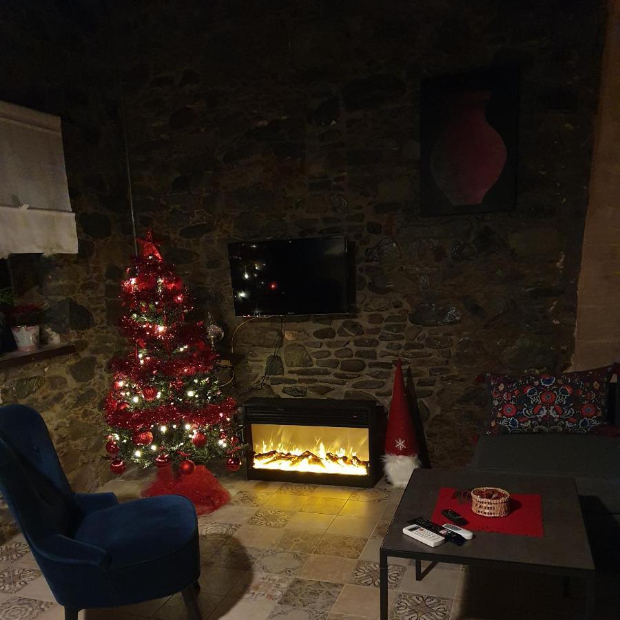 Вилла Petradaki House Arakapas Экстерьер фото